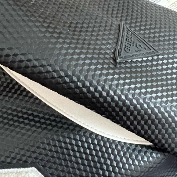 Guess Jacket - Picture 10 of 11